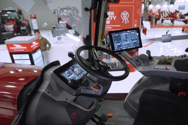 Multic-FSX: nuovo display Actia per Argo Tractors - Agrimeccanica ...
