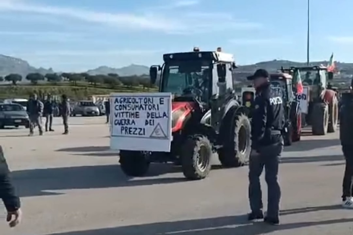 protesta-trattori-gennaio-2024-3-sciacca-sicilia-profilo-facebook-cra-agricoltori-traditi-comitati-riuniti-agricoli.jpeg