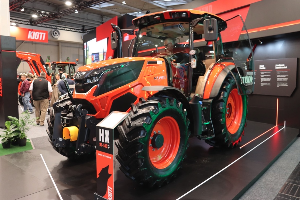 Trattore autonomo Koti HX 1403 ad Agritechnica 2025