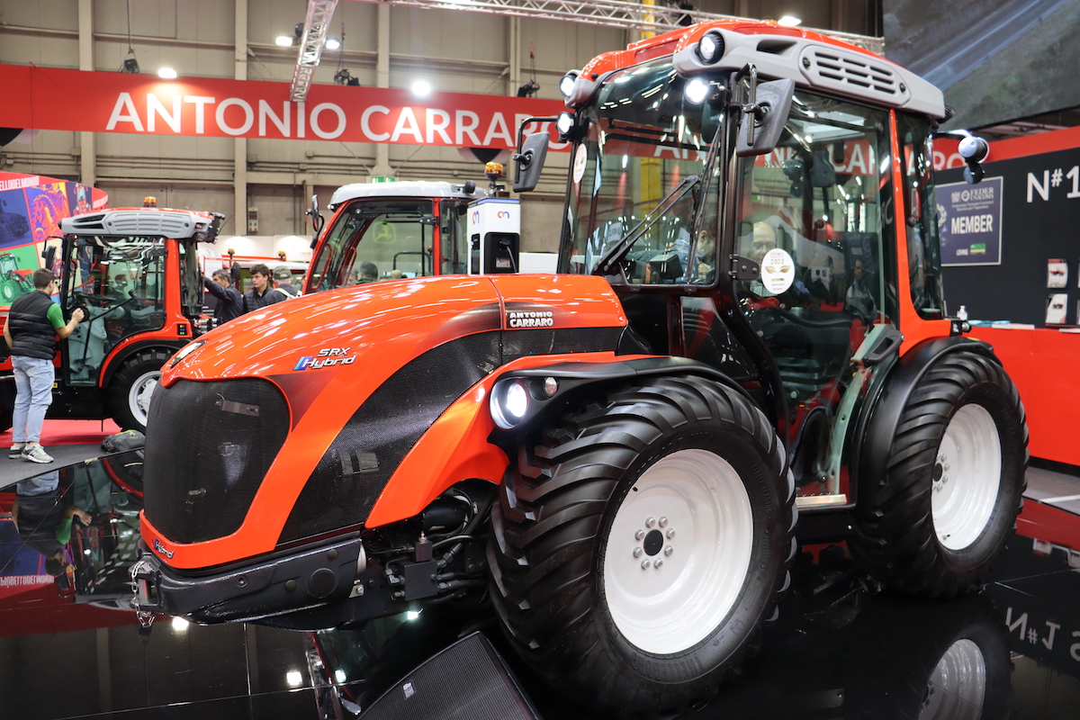 Concept di trattore ibrido SRX Hybrid di Antonio Carraro