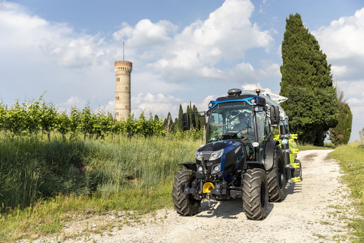 Landini Rex4-120GT ora ordinabile in allestimento Dynamic o Dynamic+