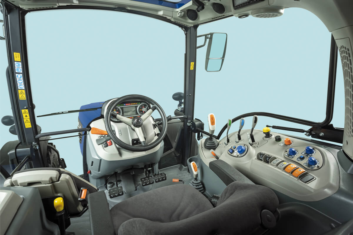 Cabina Total View Slim confortevole ed ergonomica sui trattori Serie 5 e 6 di Landini