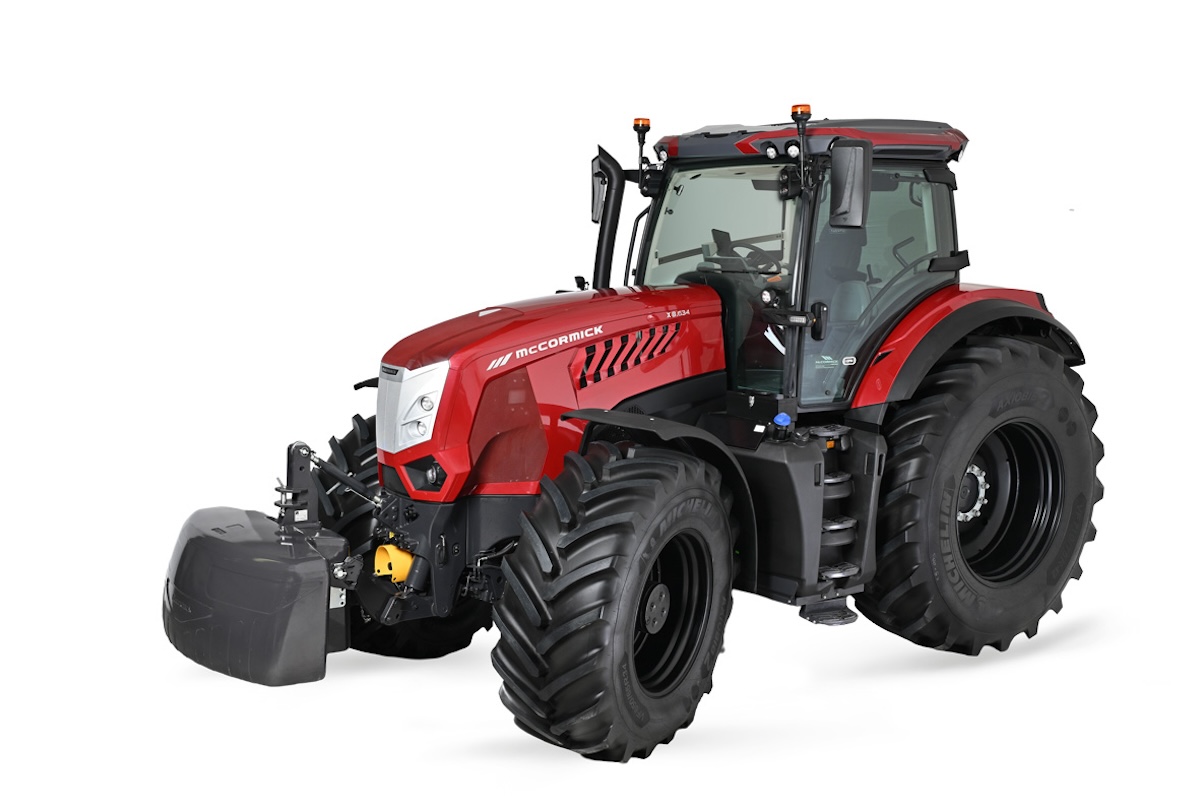McCormick X8.634 VT-Drive con motore FPT N67 Stage V e trasmissione a variazione continua