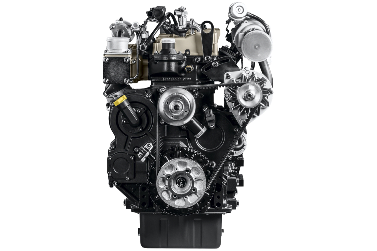 Il motore Kohler KDI 2504 TCR Stage V eroga la potenza in modo dolce e progressivo su BCS Fighter 85 RS