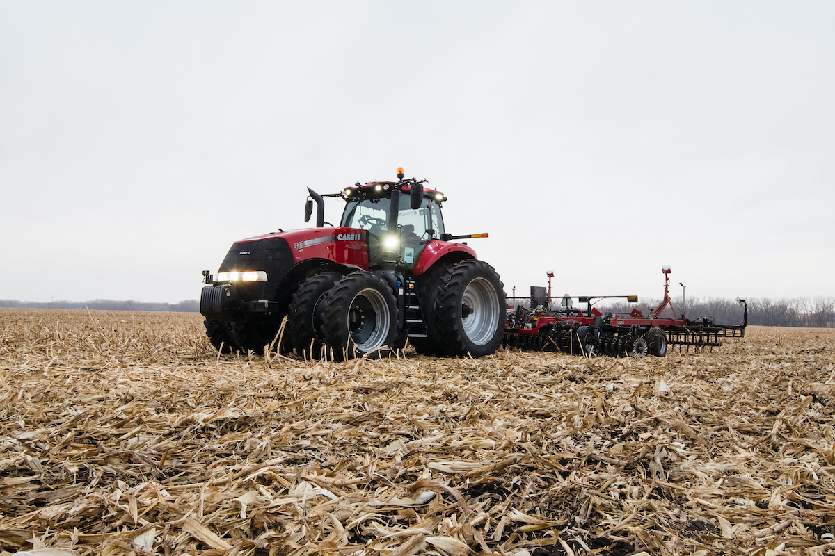 Trivella agricola con cardano a trattore Agriland24, si utilizzano