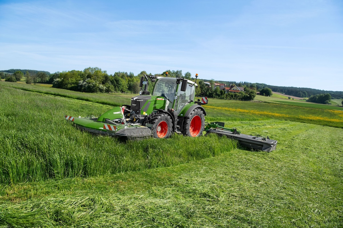 La serie Fendt 300 Vario Gen5 comprende cinque modelli con potenze da 103 a 142 cavalli (senza sistema DP)