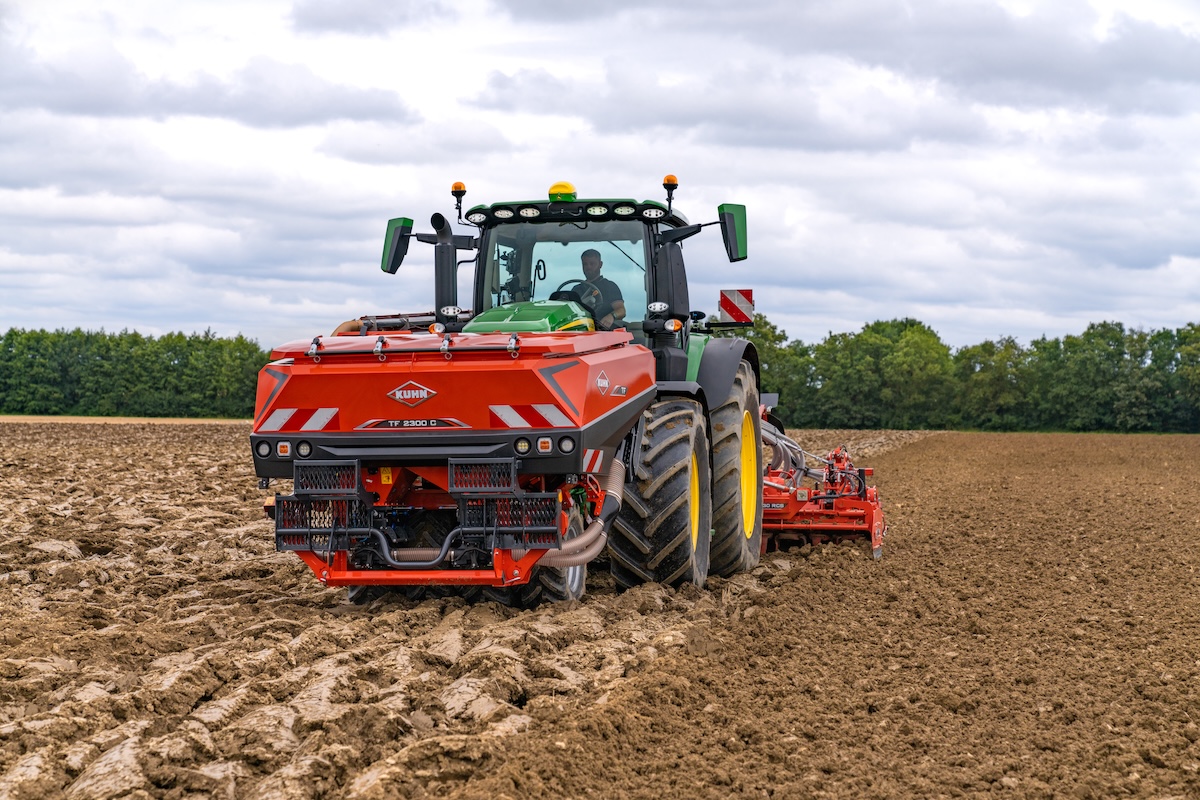 Seminatrici in linea KUHN: efficienza e precisione - Agrimeccanica ...