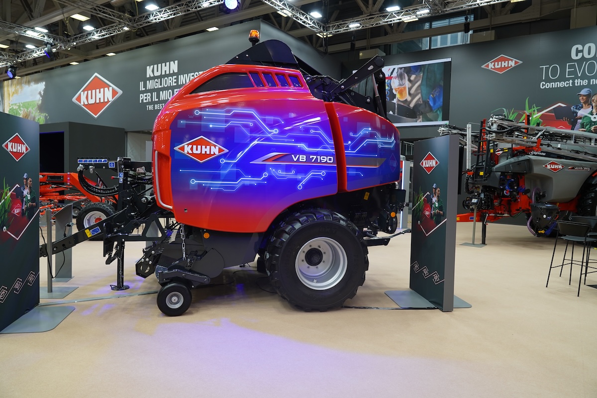 KUHN VB 7190 con nuovo sistema Baler Automation è tra le macchine premiate ad Eima 2024