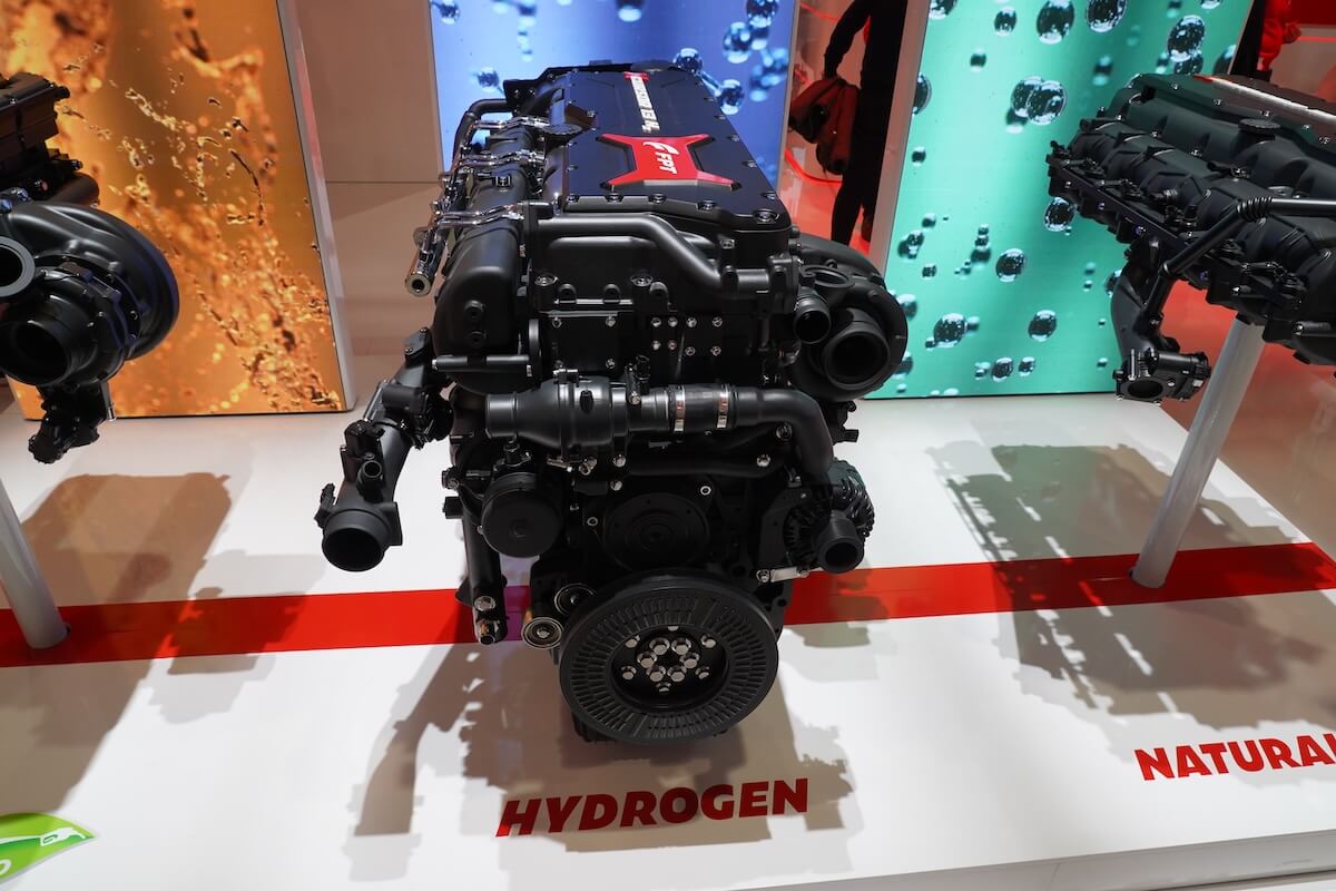 Il motore multi fuel XC13 di FPT estende la sua compatibilità all'idrogeno