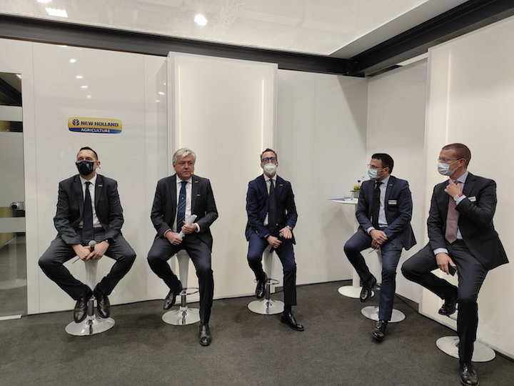 Da sinistra: Sean Lennon, Carlo Lambro, Andrea Leonardi, Oscar Baroncelli di NH e Gianfranco Malvicini di Snam