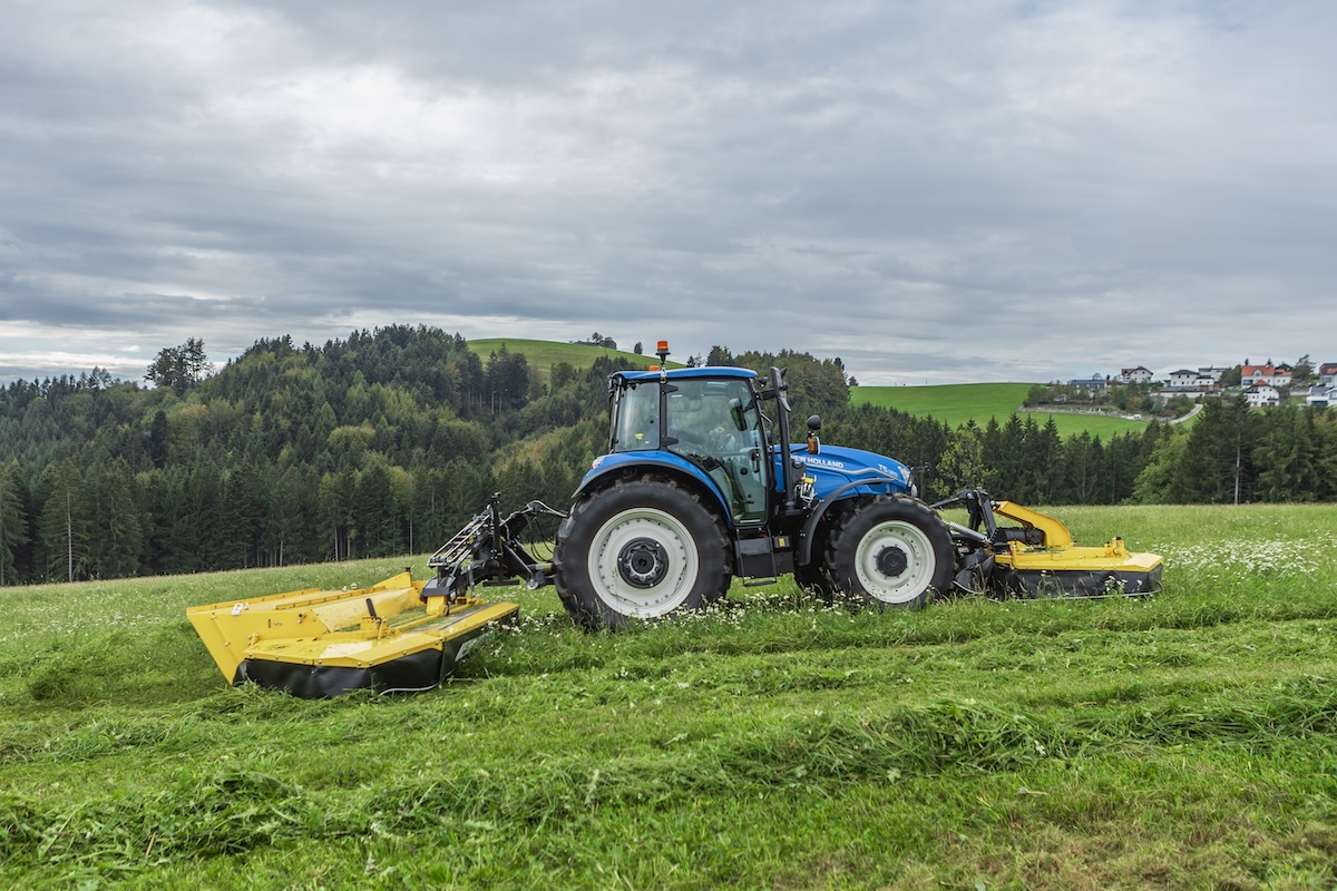 Trattore New Holland T5.120 Powershuttle con idraulica e Pto aggiornate