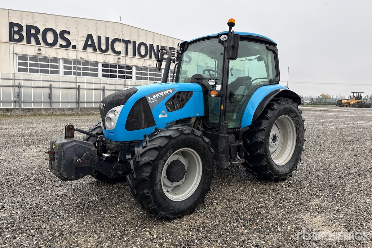 Durante la prossima asta Ritchie Bros. Italia proporrà diversi trattori agricoli, tra cui un Landini 5-110 del 2021