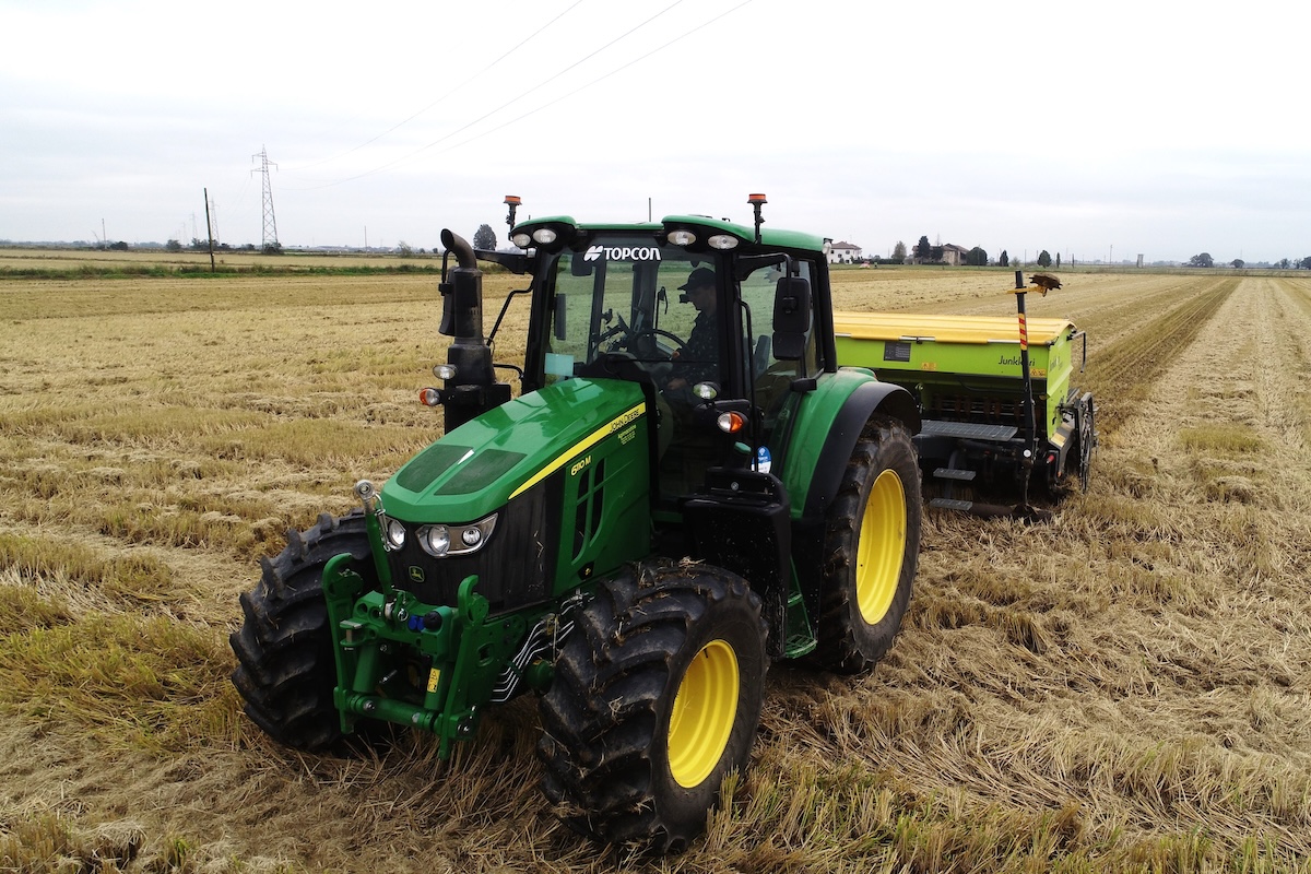 Il nuovo sistema di guida Value Line di Topcon è compatibile con un ampia gamma di trattori