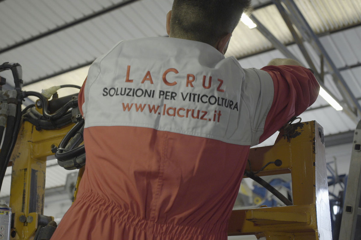 LaCruz produce soluzioni per viticoltura sfruttando l'esperienza nel settore meccanico e le competenze nel comparto plastico
