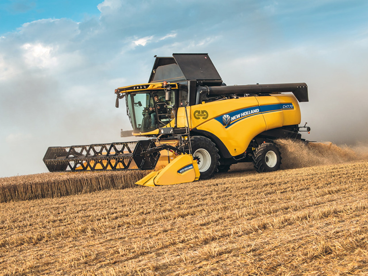 New Holland CH CH7.70 Laterale